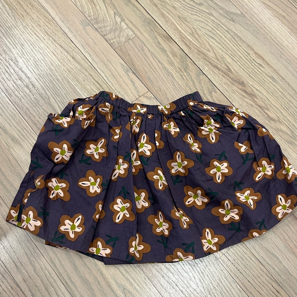 Bonton girls skirt size 6 NWOT